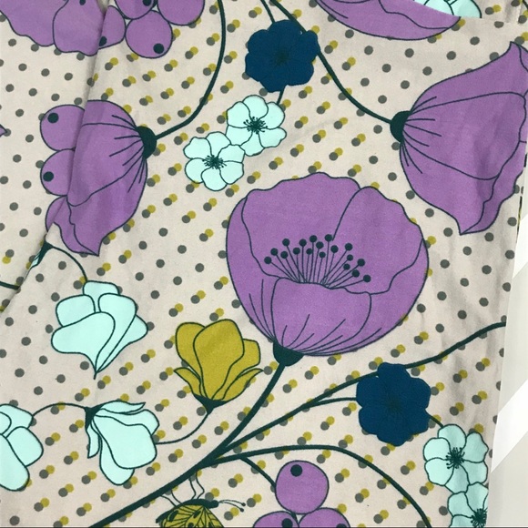 ✂️ Lularoe TC funky floral leggings - Picture 2 of 3